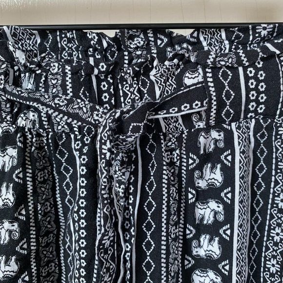 Joe B Pant - Size SMALL - Elephant - black and white - Picture 3 of 6